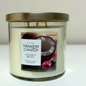 Yankee Candle Coconut Beach‎ Scented Candle